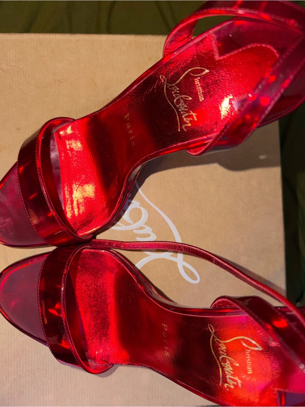 Christian Louboutin - Loubi Queen Red Strappy High-Heel sandals 39,5